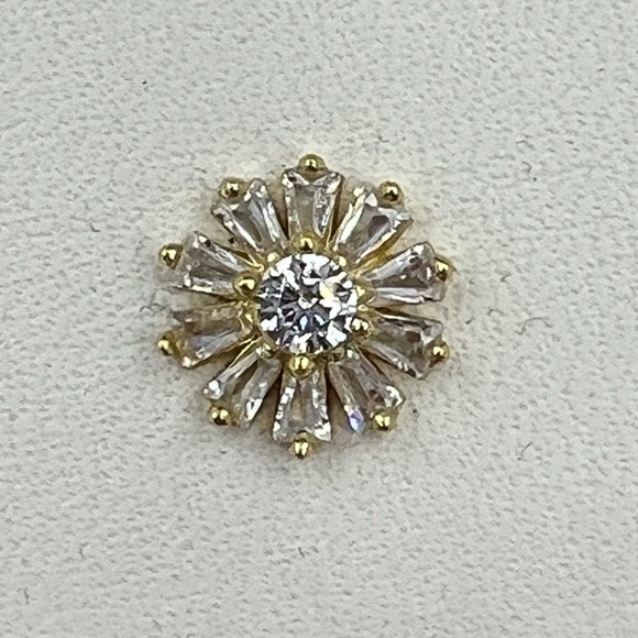 RACHEL ASHWELL, STERLING SILVER WITH CUBIC ZIRCONIA 2 STUD EARRINGS, GOLD COLOR - Picture 4 of 16